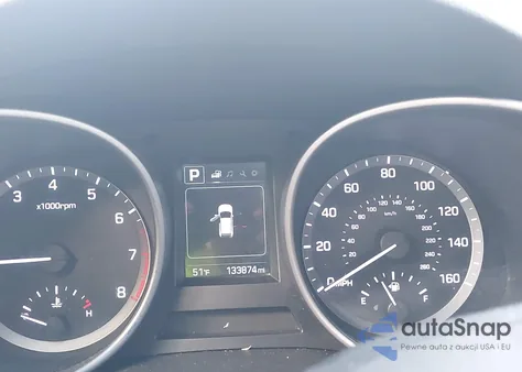 2017 Hyundai Santa Fe Sport 2.4L z USA, uszkodzony, nr VIN 5NMZT3LB1HH017723